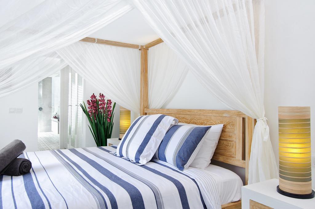 Villa Dheva Seminyak Buitenkant foto